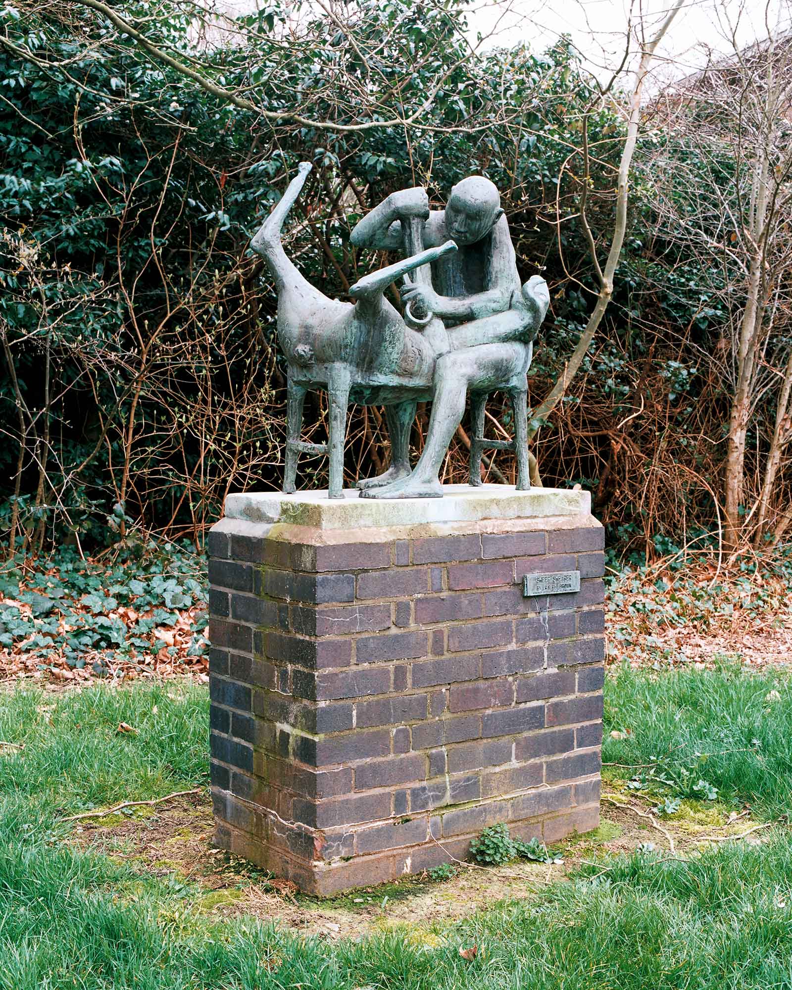 Harlow Sculpture Town Sheep Shearer Harlow Sculpture Town